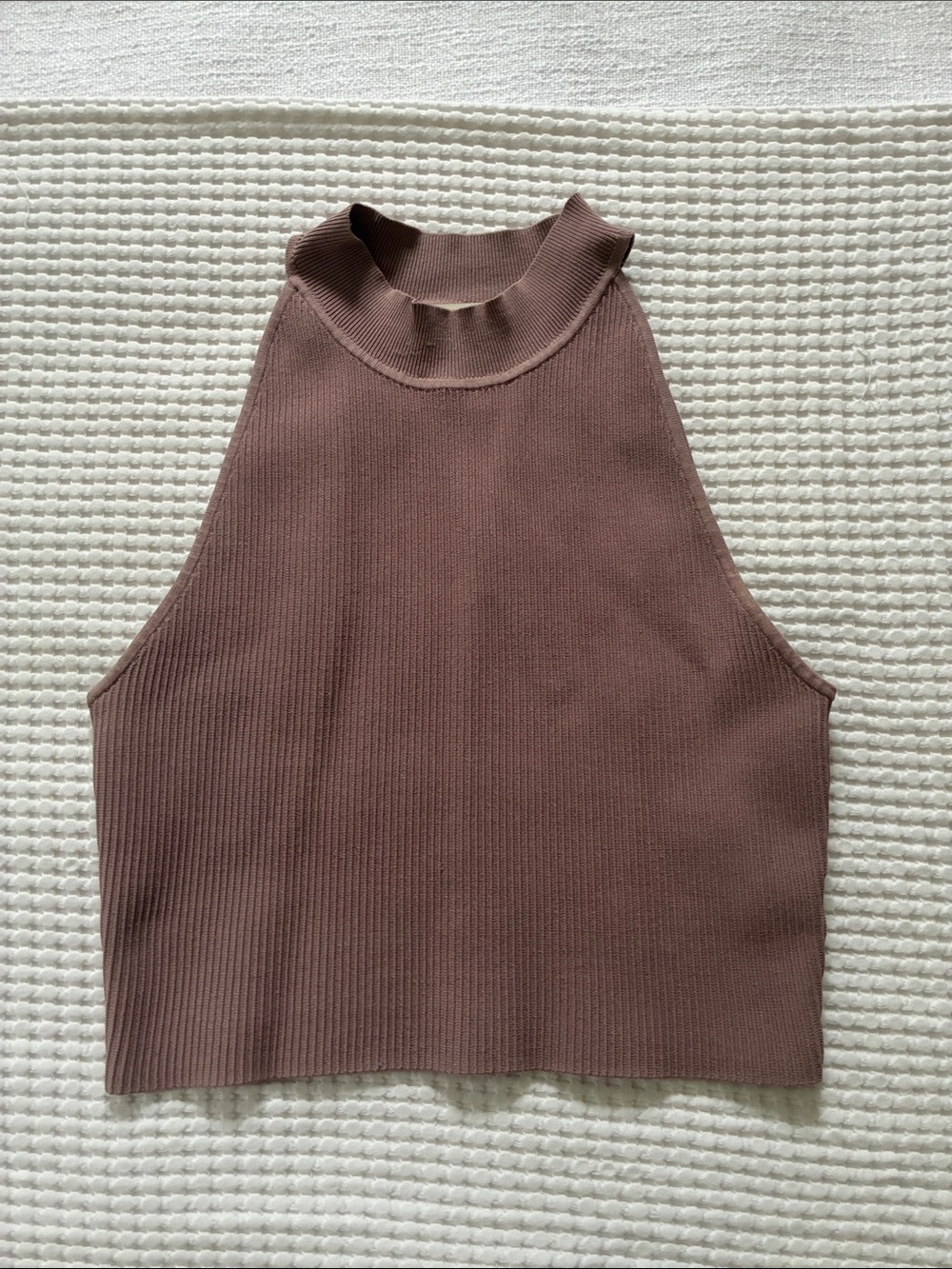Babaton Ribbed Mock Neck Crop Tank - Mauve